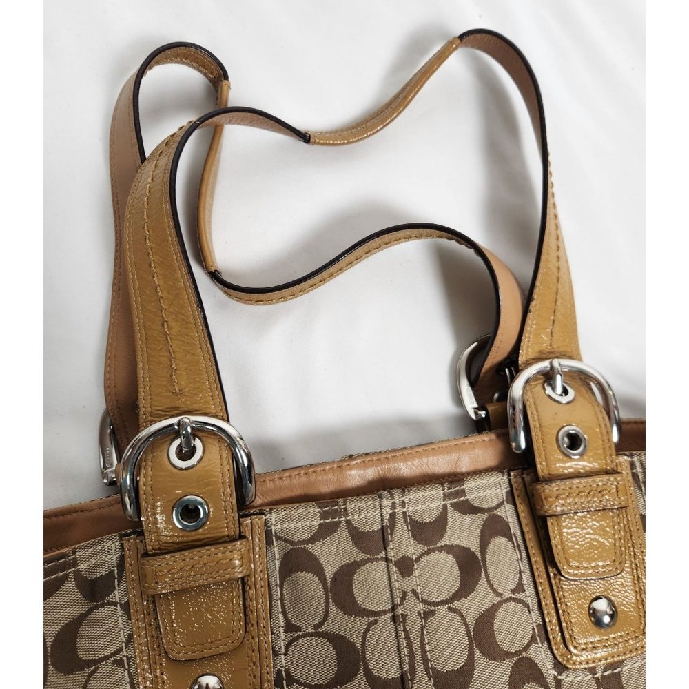 Coach XL Tan Signature Print Gallery Tote Bag - Picture 4 of 10